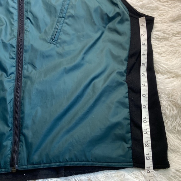 Orvis Women's Lightweight Vest - Picture 4 of 7